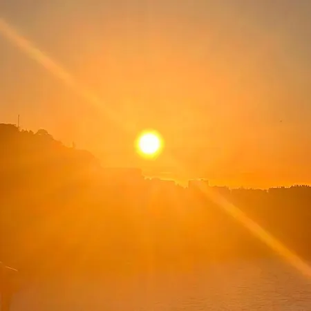 Tiny House With Sea View רוקברון-קאפ-מרט