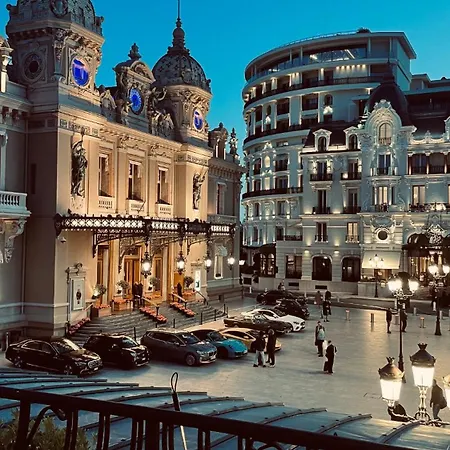 Tiny House With Sea View * רוקברון-קאפ-מרט