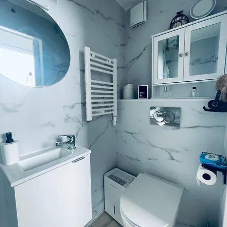 Tiny House With Sea View *