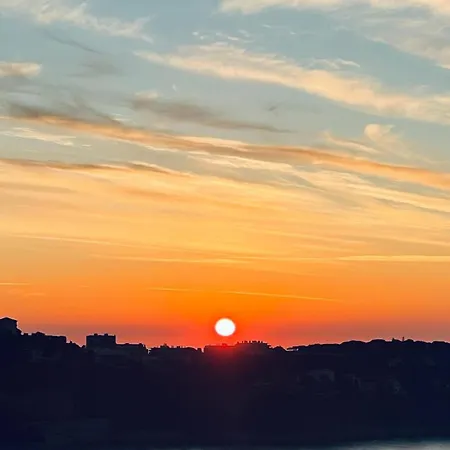 Tiny House With Sea View روكوبرُن كاب مارتي