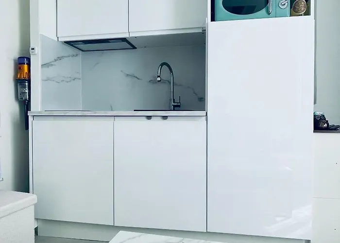 Tiny House With Sea View Hébergement de vacances Roquebrune-Cap-Martin