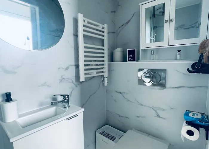 Tiny House With Sea View *