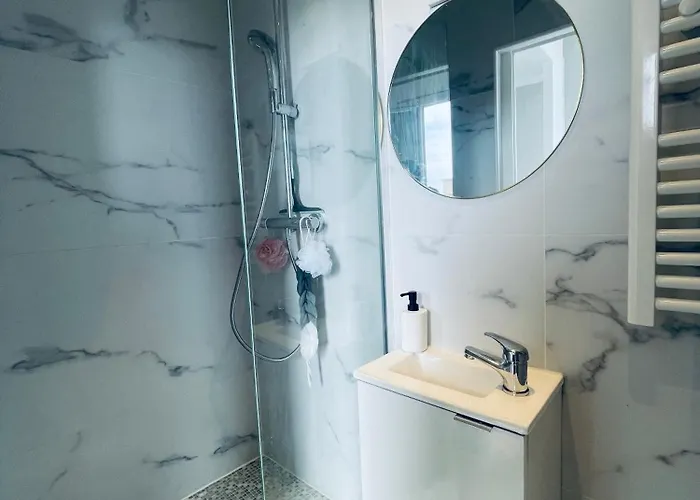 Tiny House With Sea View *